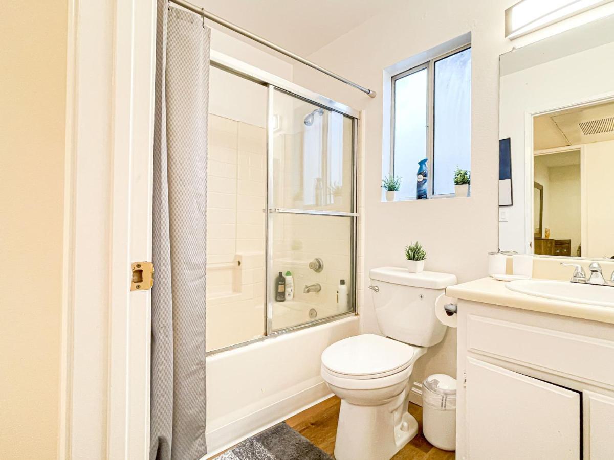 Апартаменты Hollywood Habitat - Br11-Wh Лос-Анджелес Экстерьер фото